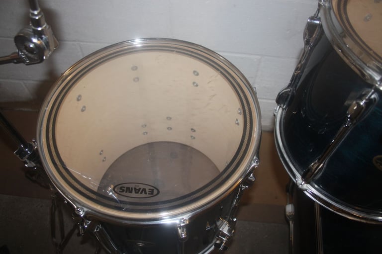 Vintage Tama Rockstar Custom Blue 5 Piece Drum Kit 22in Bass + All Hardware Included ~ £475 ono