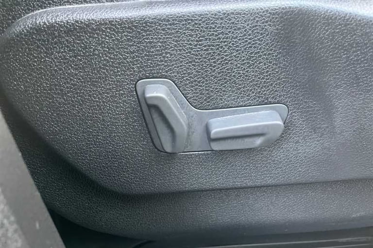 2023 Peugeot Traveller Business VIP 2.0 BlueHDi Diesel Automatic Start/Stop (180ps) MPV Diesel Au...
