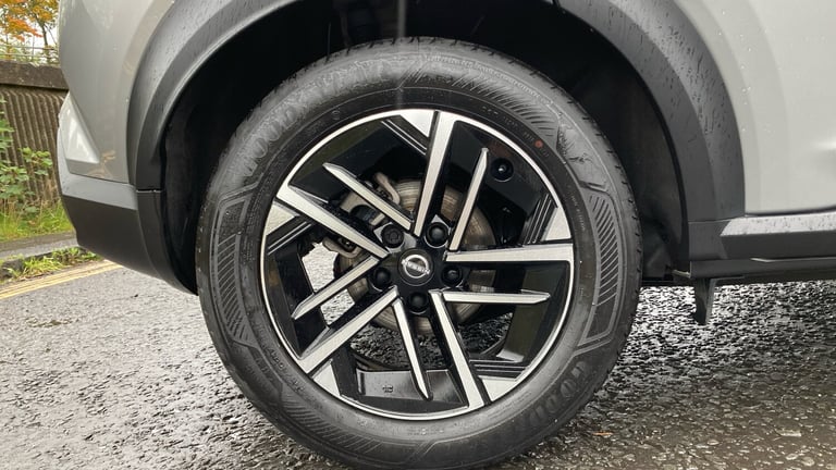 2024 Nissan Juke 1.6 Hybrid N-Connecta 5dr Auto Hybrid Hatchback Hatchback Hybrid Automatic