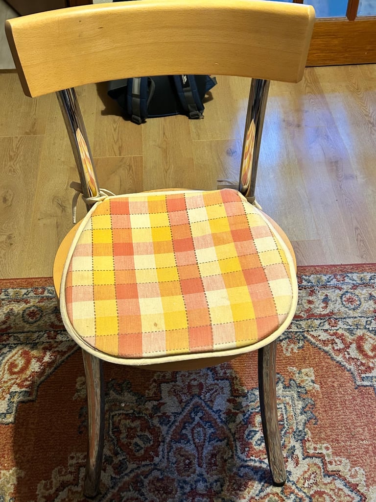 Kitchen dining chairs