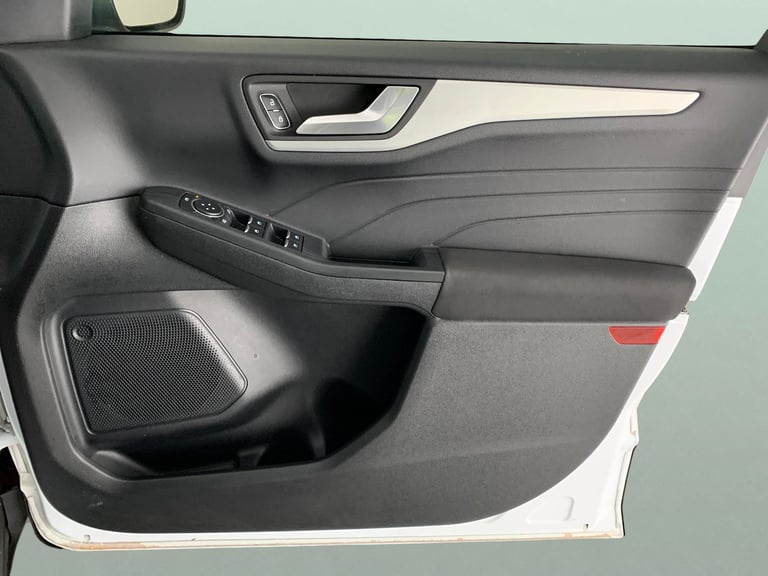 2021 Ford Kuga 1.5 EcoBlue Zetec SUV 5dr Diesel Manual Euro 6 (s/s) (120 ps) - FORD SYNC3  Suv Di...