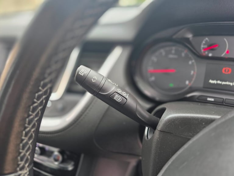 Vauxhall Grandland X SE