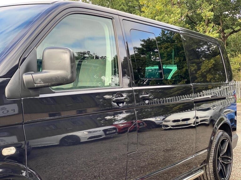 2006 Volkswagen Transporter 2.5 TDi T32 REAR LONGUE-5 BELTS-20 inch ALLOYS-PRIVATE PLATE MOTORHOM...