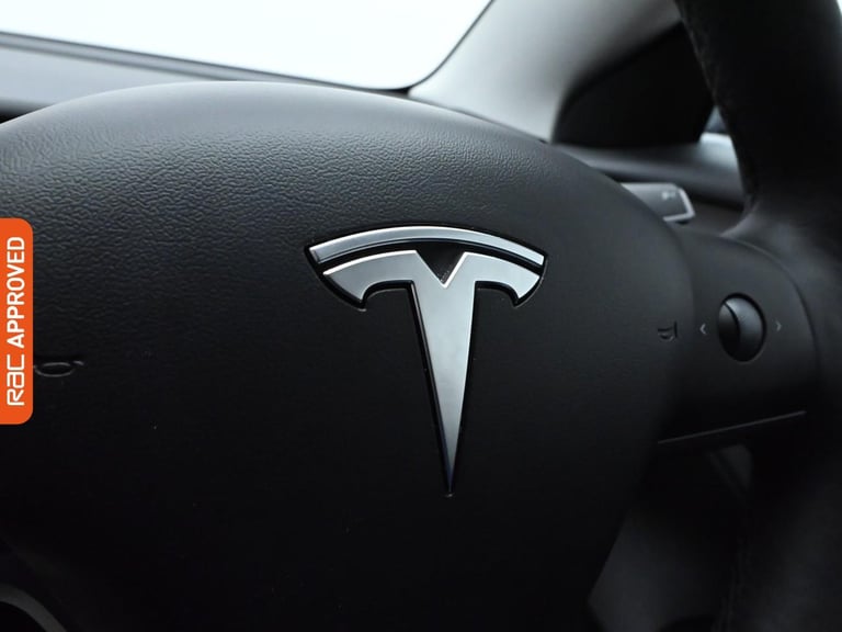 2022 Tesla Model 3 Saloon 4dr Electric Auto RWD (241 bhp) Saloon ELECTRIC Automatic