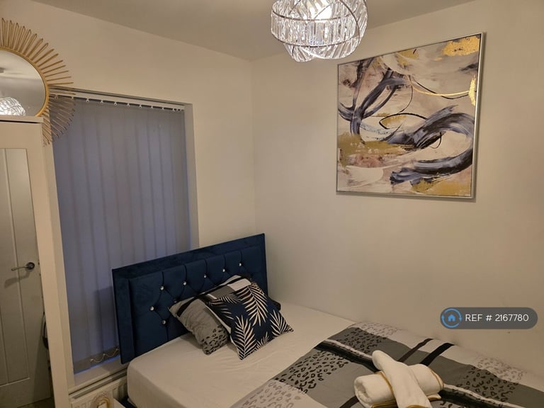 4 bedroom house in Sandpiper Drive, Houndstone, Yeovil, BA22 (4 bed) (#2167780)