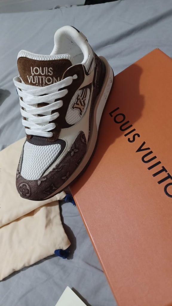 image for Louis Vuitton mens Trainers 