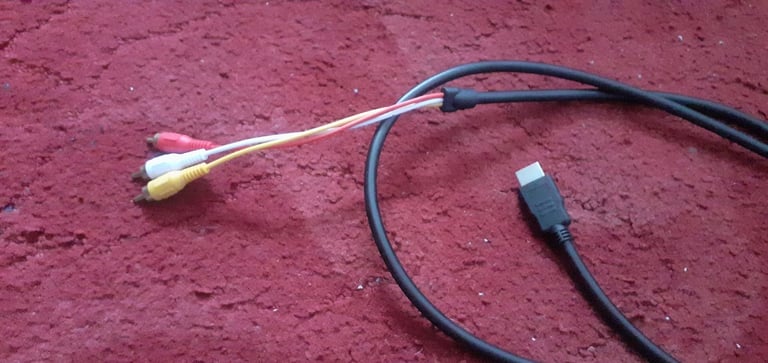 image for HDMI LEAD 