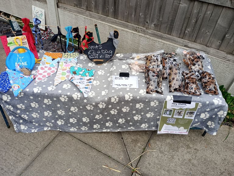 Natural dog treats/bandanas/bow ties CHARITY FUNDRAISER 