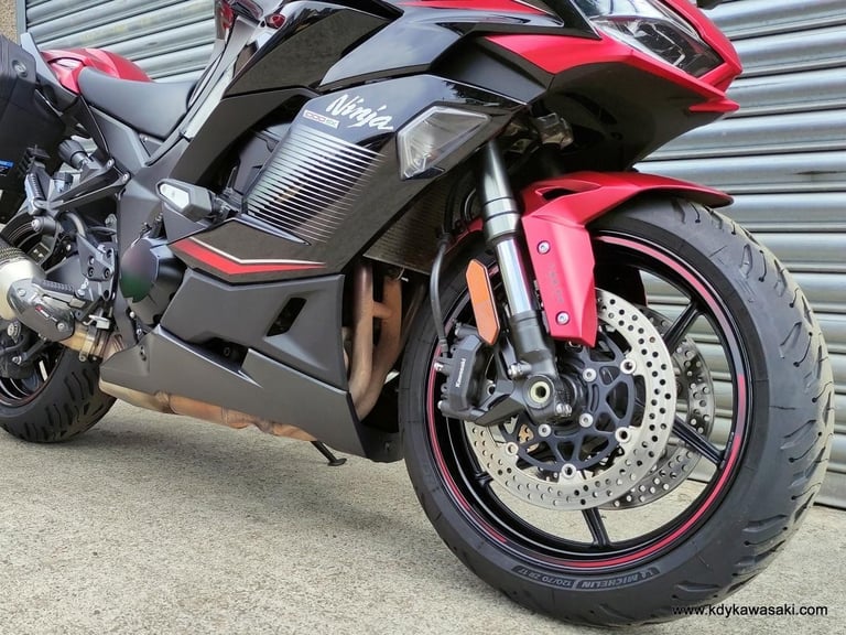 2023 Kawasaki Ninja 1000 SX Performance Tourer 