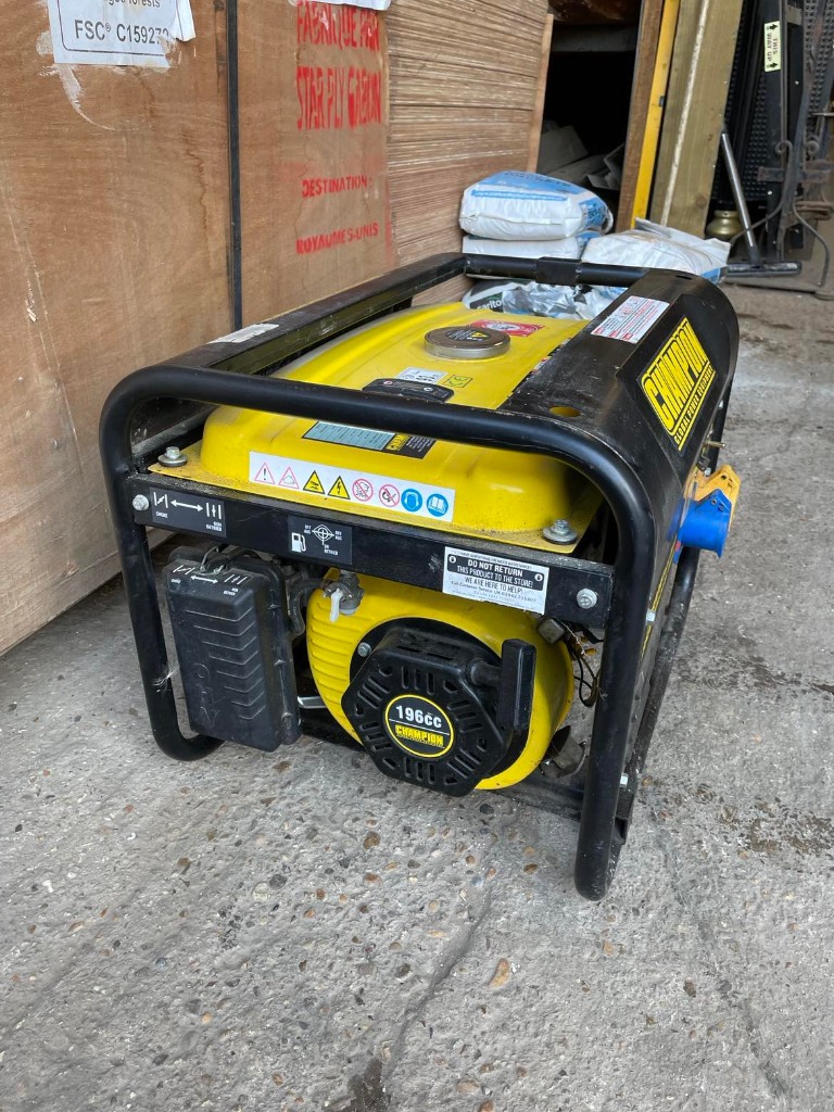 Secondhand Champion Petrol Generator 2800w