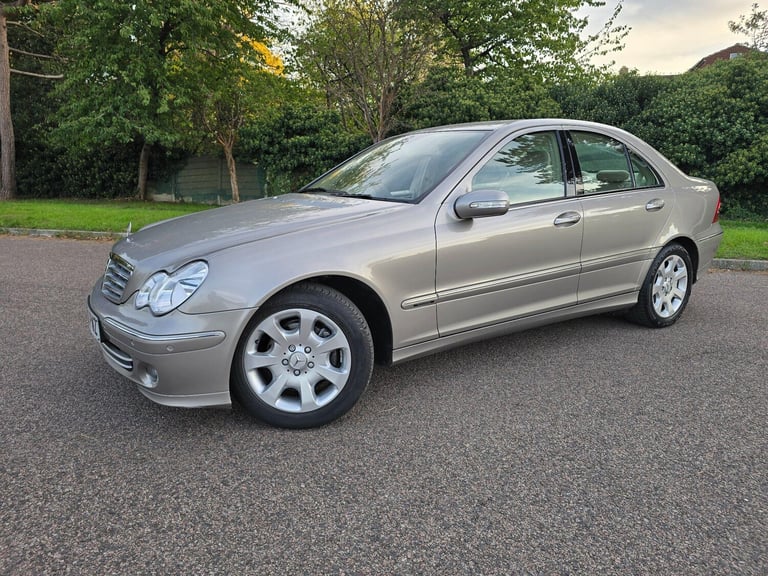 2006 Mercedes-Benz C Class 1.8 C180 Kompressor Elegance SE 4dr SALOON Petrol Automatic
