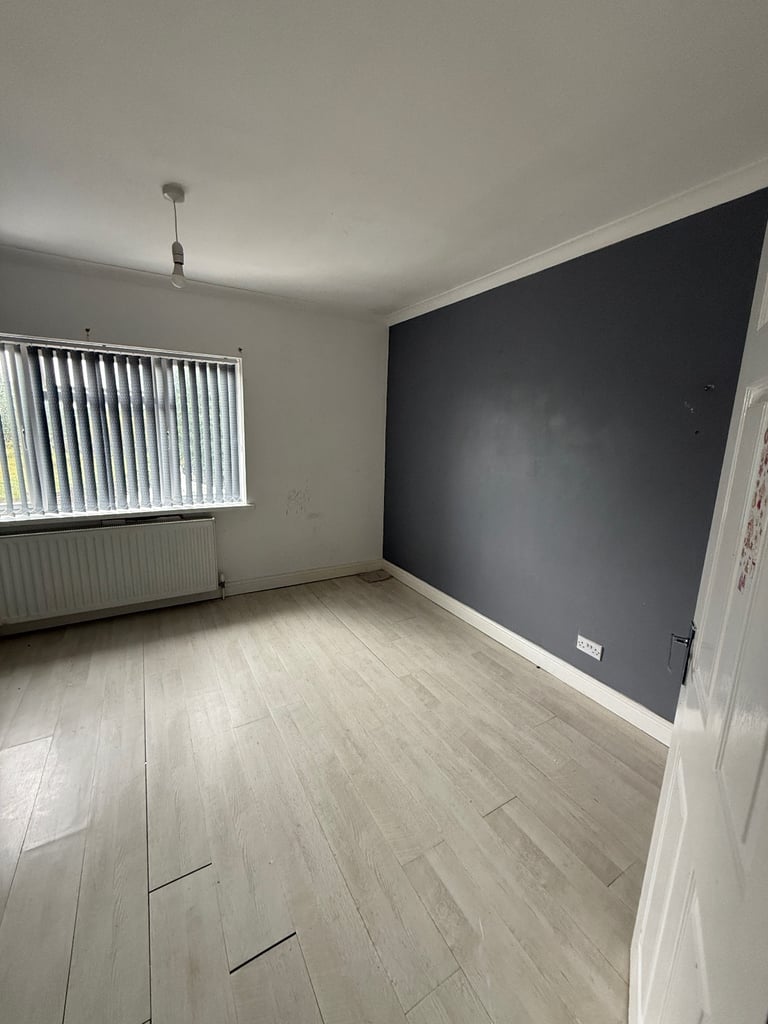 3 bedroom property for sale, excellent location, family home, with furniture, £1650