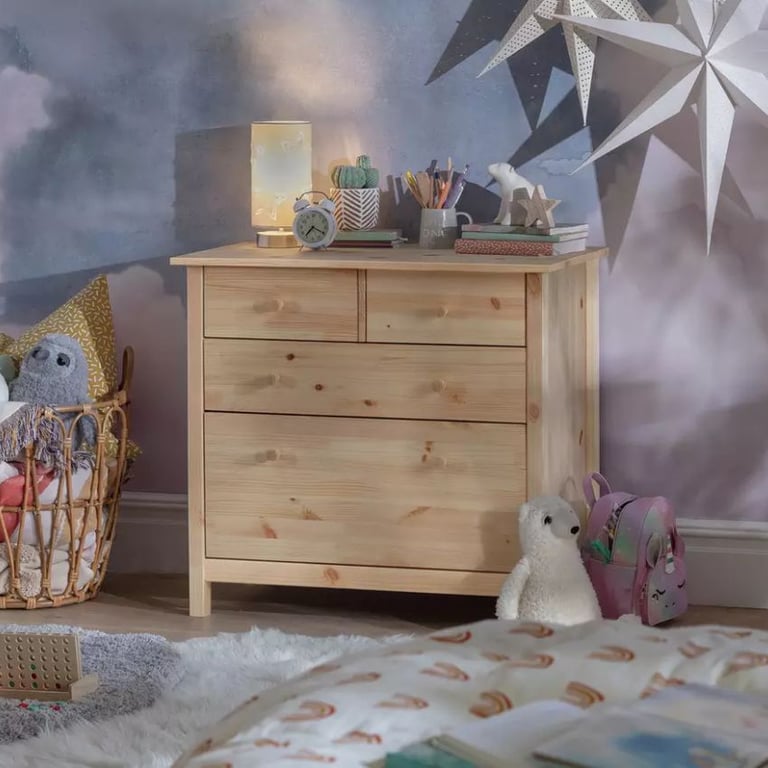 Home Kids Scandinavia 4 Chest of Drawers - Pine (452/6896 (L-549))
