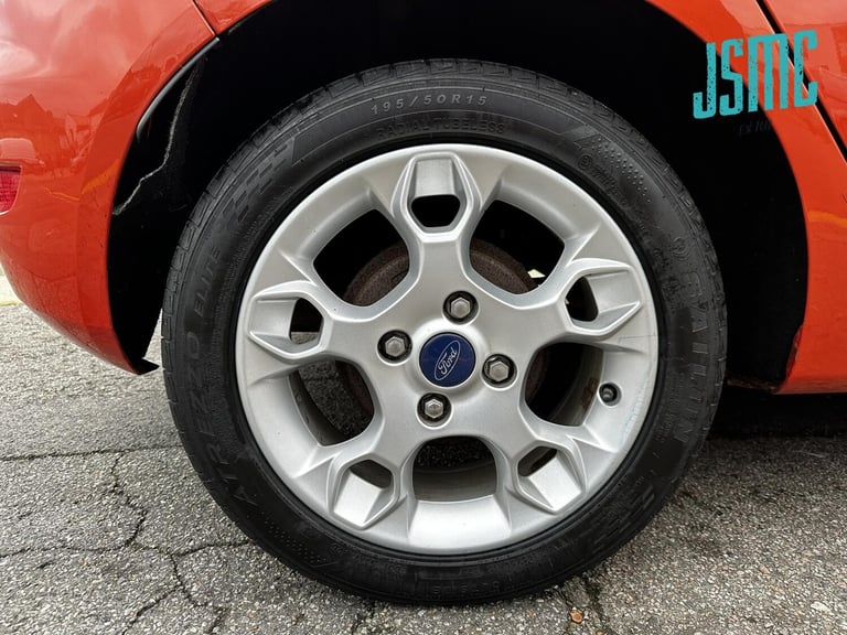 2012 Ford Fiesta 1.4 Zetec 5dr HATCHBACK PETROL Manual