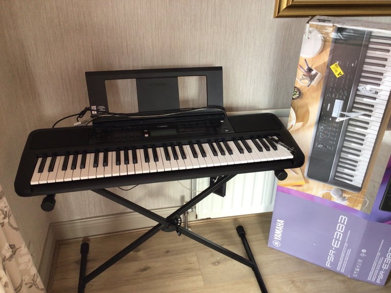 image for Yamaha Keyboard PSR E383