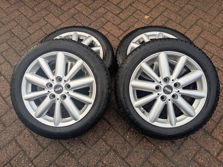 BMW MINI winter tyres and 16&quot; wheels from 2014 car 