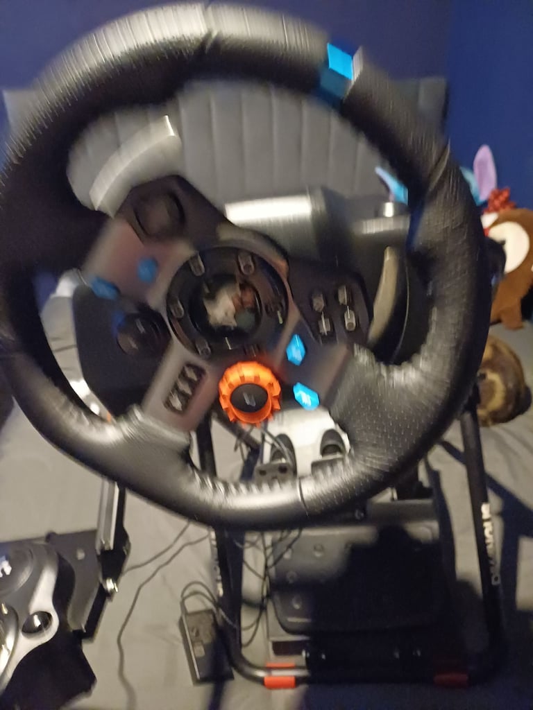 Logitech g29 wheel and pedals with shifter