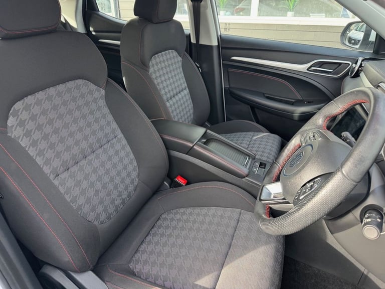 2022 72 MG MG ZS 72.6KWH SE LONG RANGE SUV 5DR ELECTRIC AUTO (156 PS)