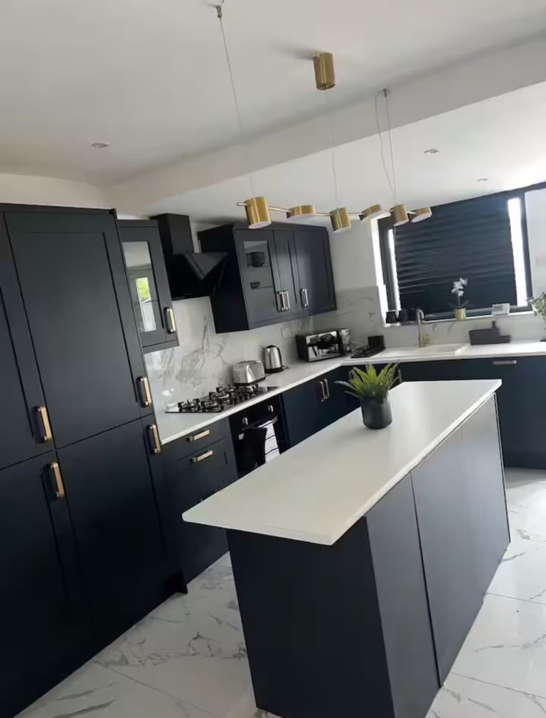 Modern 3-Bedroom House to Rent in Rainham – All Bills Included