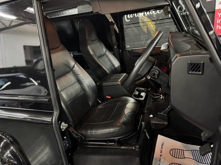 2013 63 LAND ROVER DEFENDER 90 LXV 65TH ANNIVERSARY 2.2 TDCI HARD TOP SUV 3DR DI