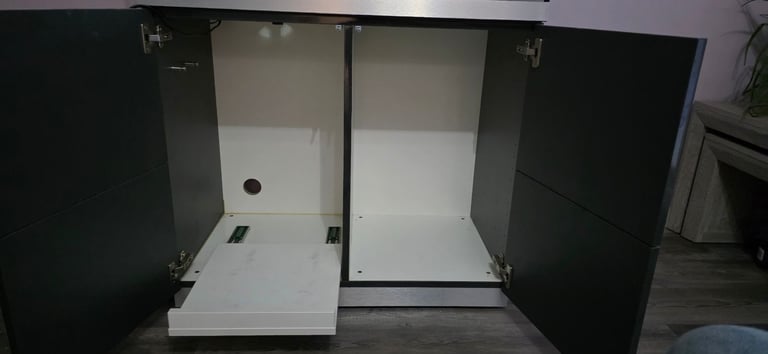 Oase Highline 200 Aquarium and accessories