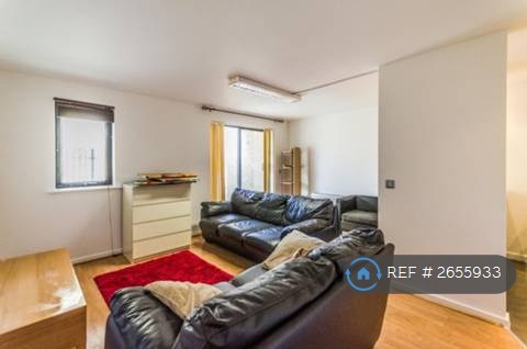2 bedroom flat in Pelling Street, London, E14 (2 bed) (#2655933)