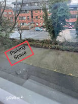 FANTASTIC Parking Space to rent in Redhill (RH1)