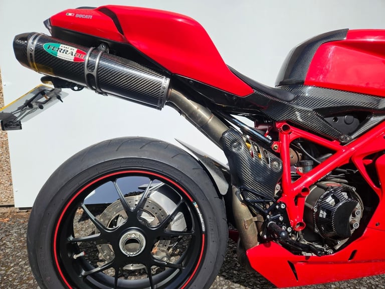 Ducati 1098s in outstanding condition 