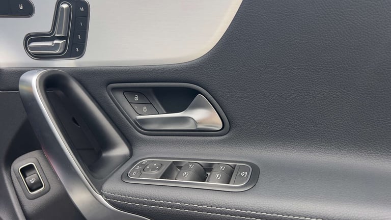 2023 Mercedes-Benz CLA 1.3 CLA200h MHEV AMG Line (Premium Plus) + BODYKIT + Coupe 4dr Petrol Hybr...