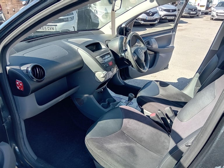  Toyota AYGO 1.0 VVT-i Ice MultiMode Euro 5 5dr Petrol Automatic