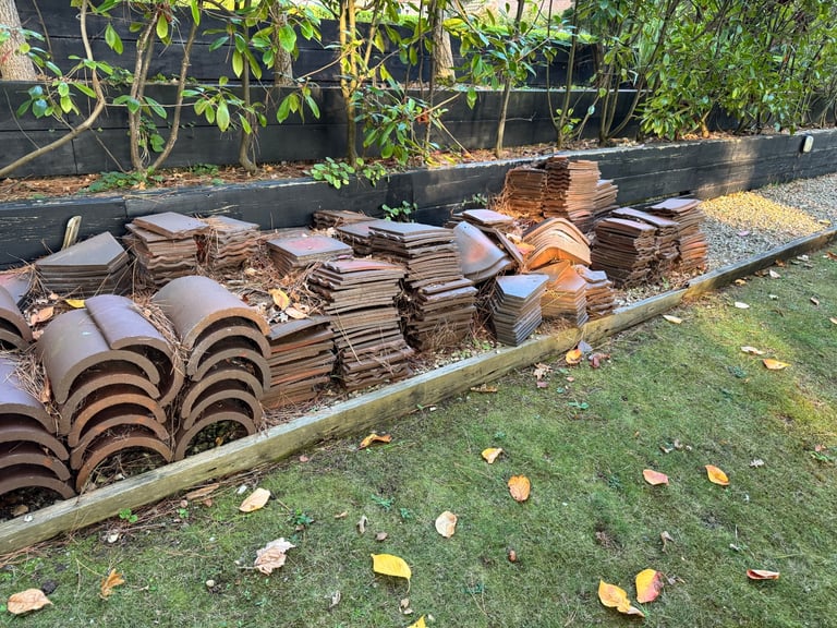 Unused Dreadnought Clay Roof Tiles – Approx. 400 Tiles Incl. Ridges & Hips