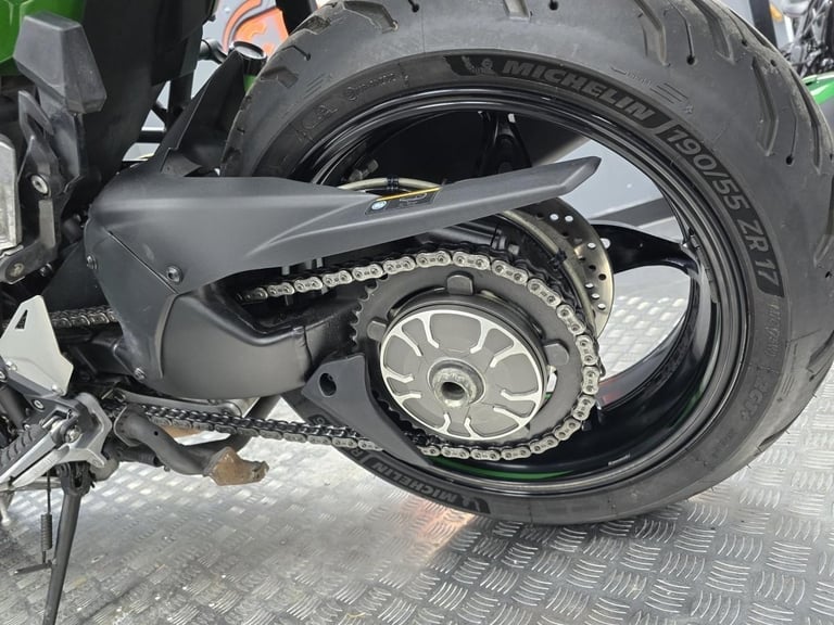 KAWASAKI NINJA H2 SX TOURER