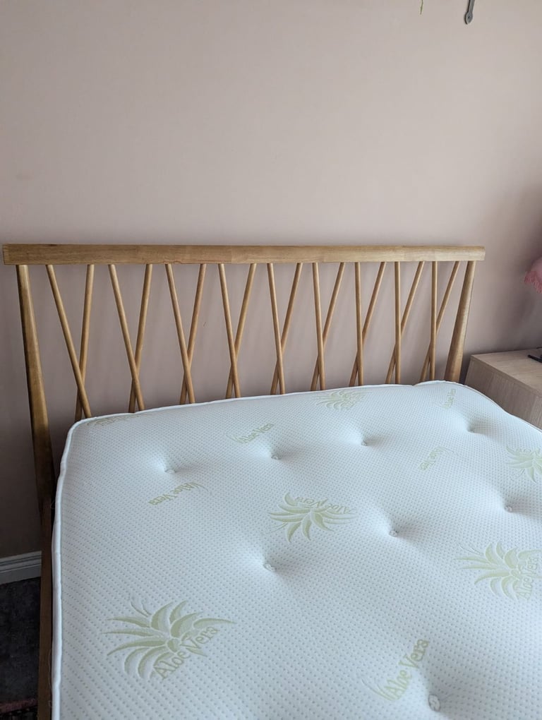 Bed frame - Double 