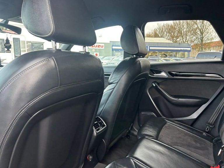 2017 Audi Q3 2.0 TDI QUATTRO BLACK EDITION 5d 148 BHP Estate Diesel Semi Automatic