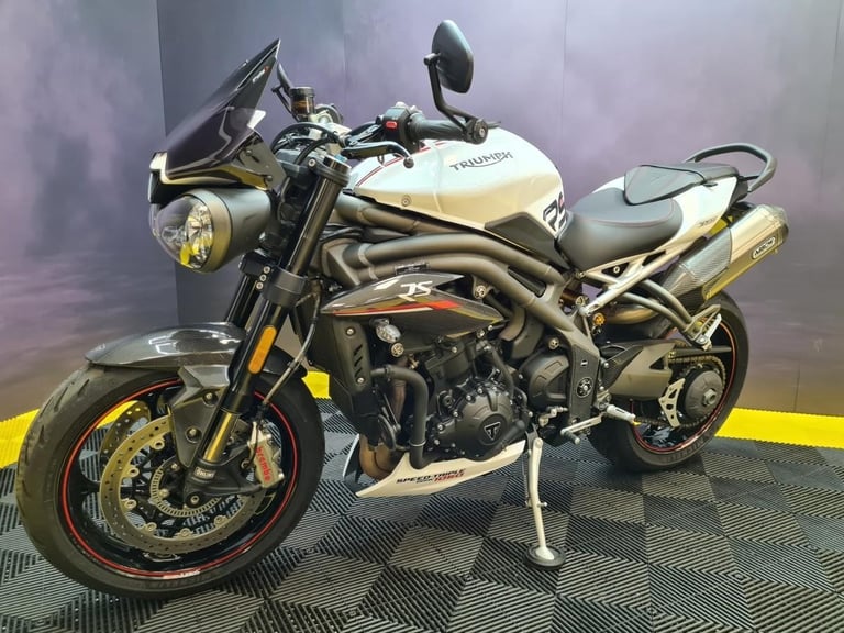 Triumph Speed Triple RS 1050 White 2018