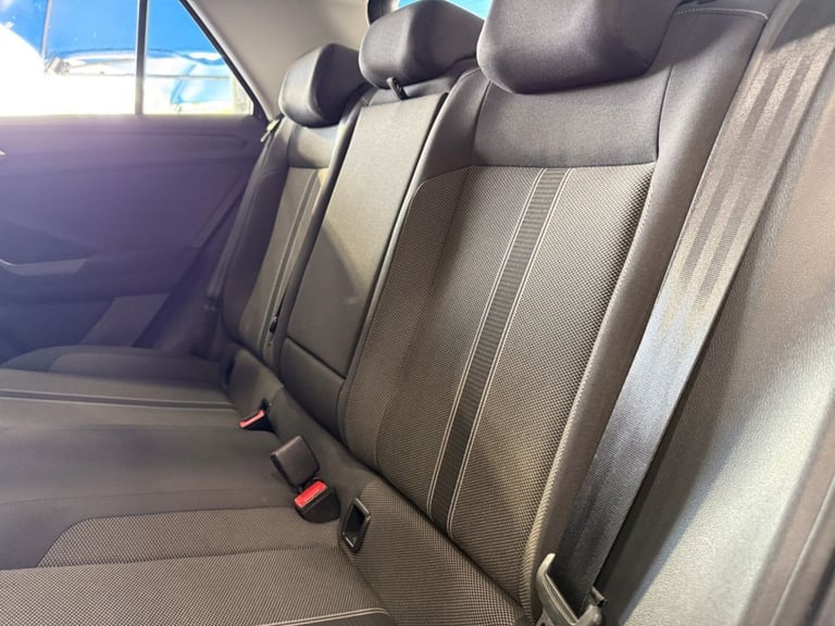 2019 Volkswagen T-Roc 1.0 TSI GPF SE SUV 5dr Petrol Manual Euro 6 (s/s) (115 ps) HATCHBACK Petrol...