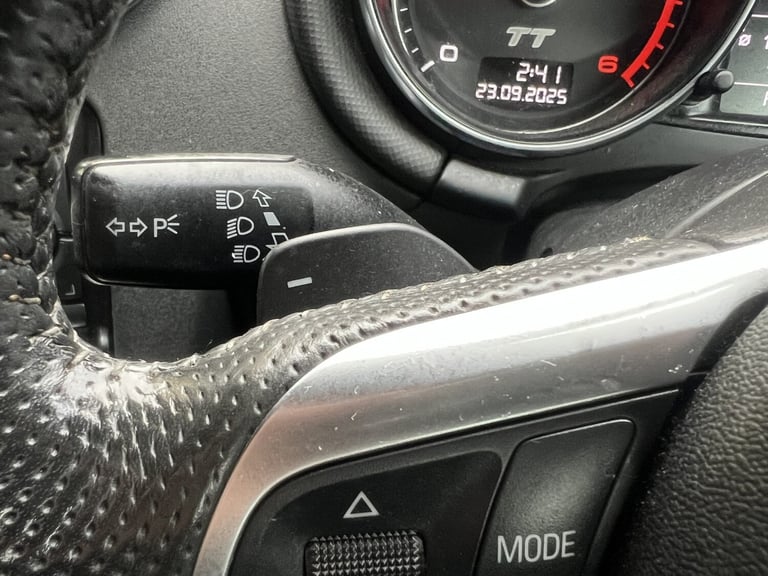 AUDI TT 2.0 TDI Black Edition 2013