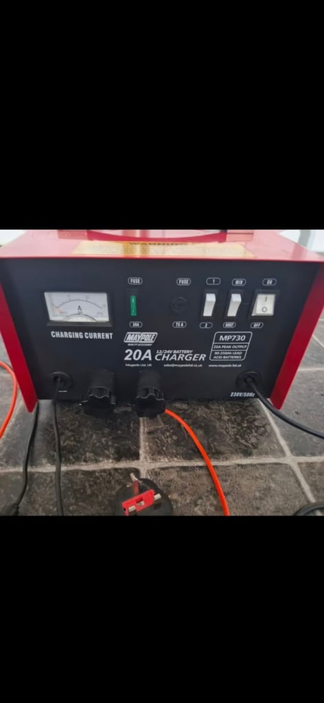 image for Maypole 20A Metal Battery Charger - 12V / 24V - Fast Charge / Boost - Car / Van