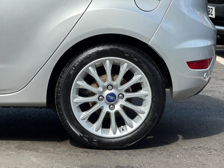 2014 Ford Fiesta 1.0T EcoBoost Titanium X Euro 5 (s/s) 5dr HATCHBACK Petrol Manual