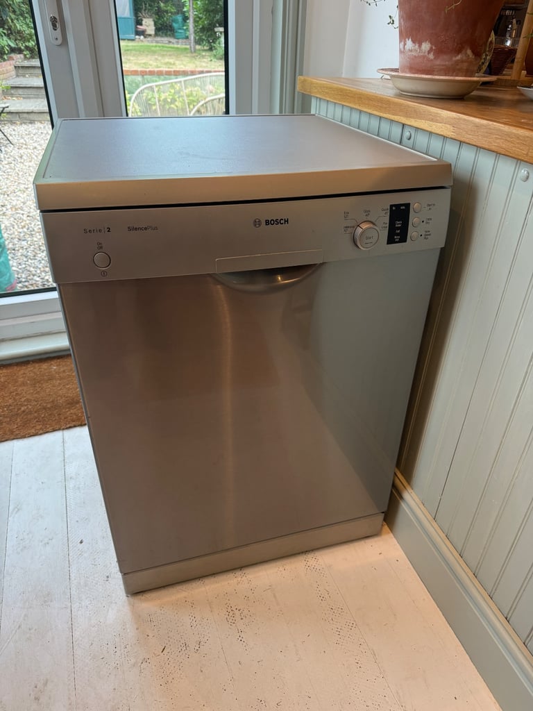 image for BOSCH - Series 2 Full-size Standalone Dishwasher - Silver (SMS25EI00G)