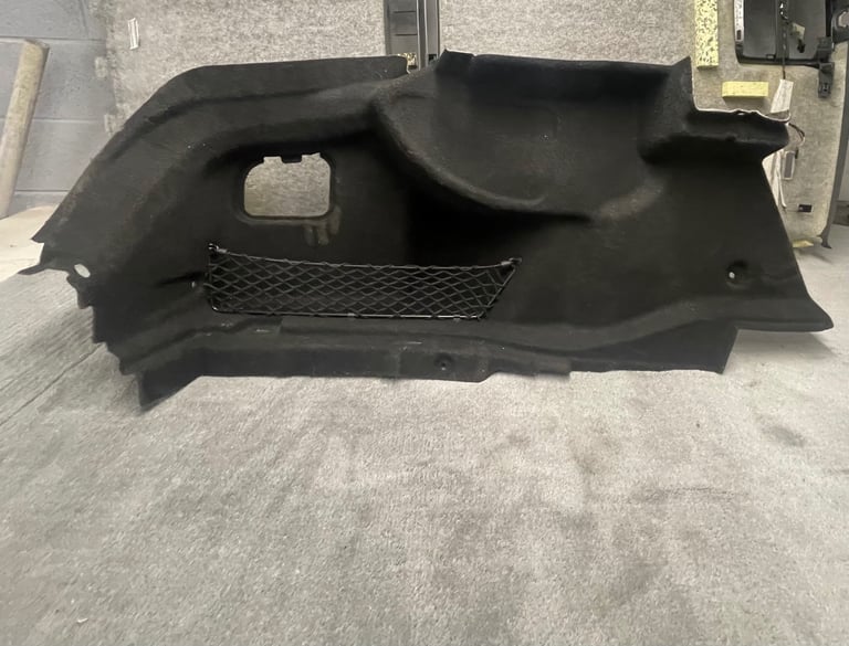 MERCEDES E CLASS INNER QUARTER TRIM PANEL 2018 REAR PASSENGER SIDE A2136906200