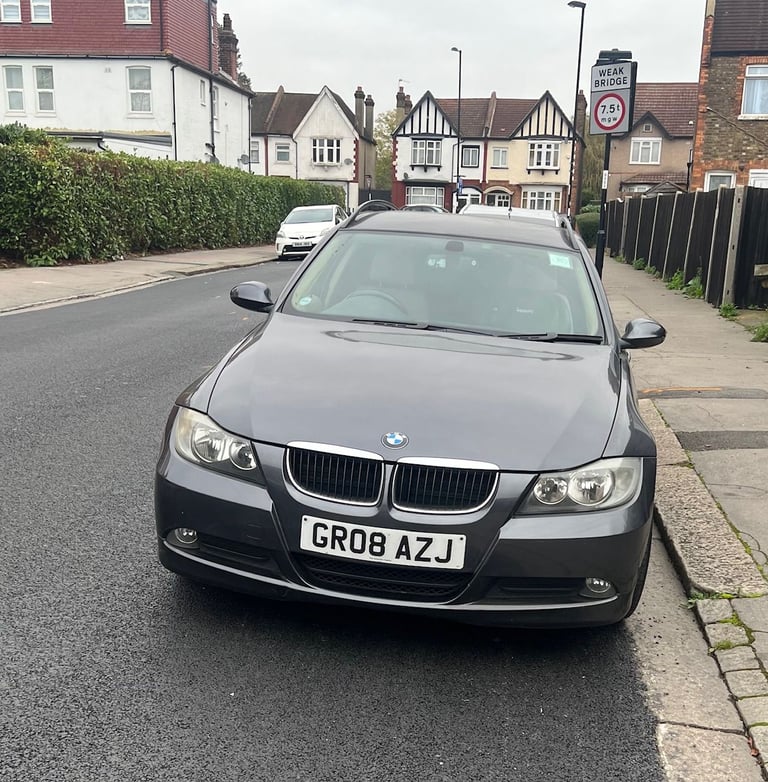 BMW, 320  3 SERIES, Estate, 2008, Manual, 1995 (cc), 5 doors