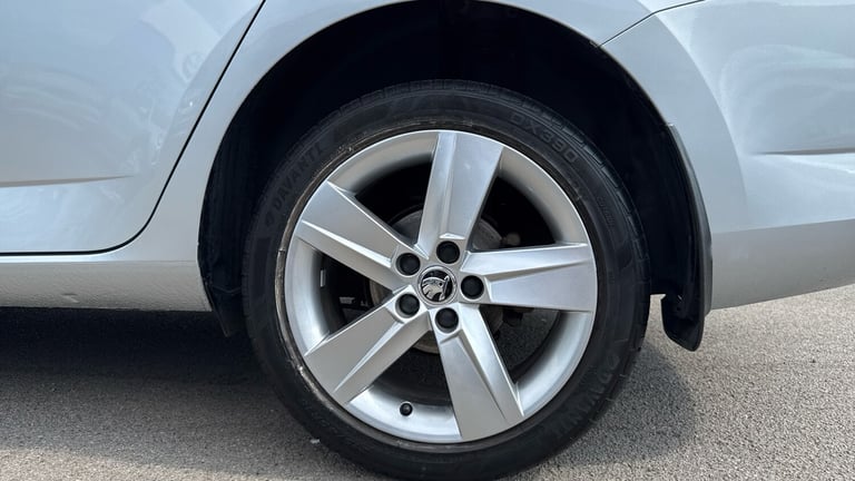 2015 Skoda Fabia 1.2 TSI SE L 5dr DSG ESTATE PETROL Automatic
