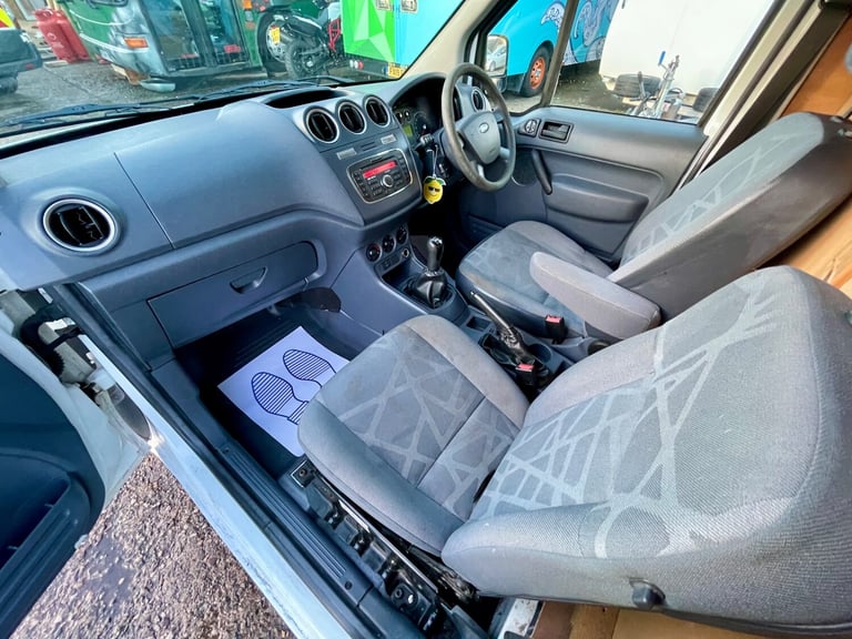 2013 Ford Transit Connect Low Roof Van TDCi 90ps PANEL VAN Diesel Manual