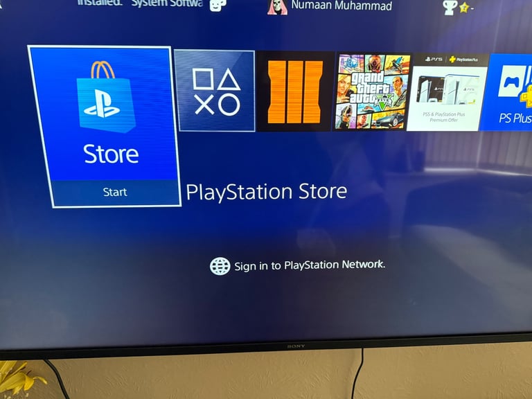 PS4 500GB Black With Controller 