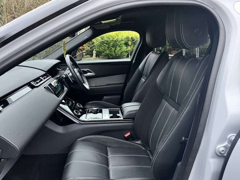 LAND ROVER RANGE ROVER VELAR 3.0 D300 R-Dynamic S 2019