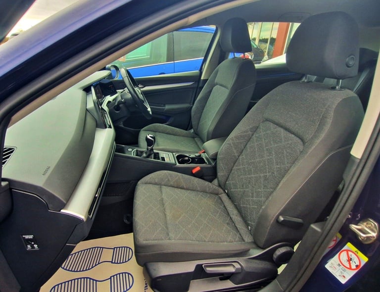 2021 Volkswagen Golf 1.5 TSI Life 5dr HATCHBACK Petrol Manual