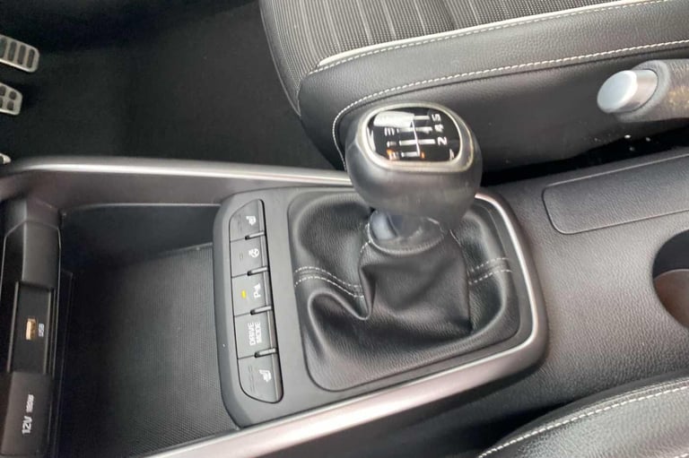 2022 Kia Stonic 1.0T GDi 48V GT-Line S 5dr HATCHBACK Petrol/Electric Hybrid Manual