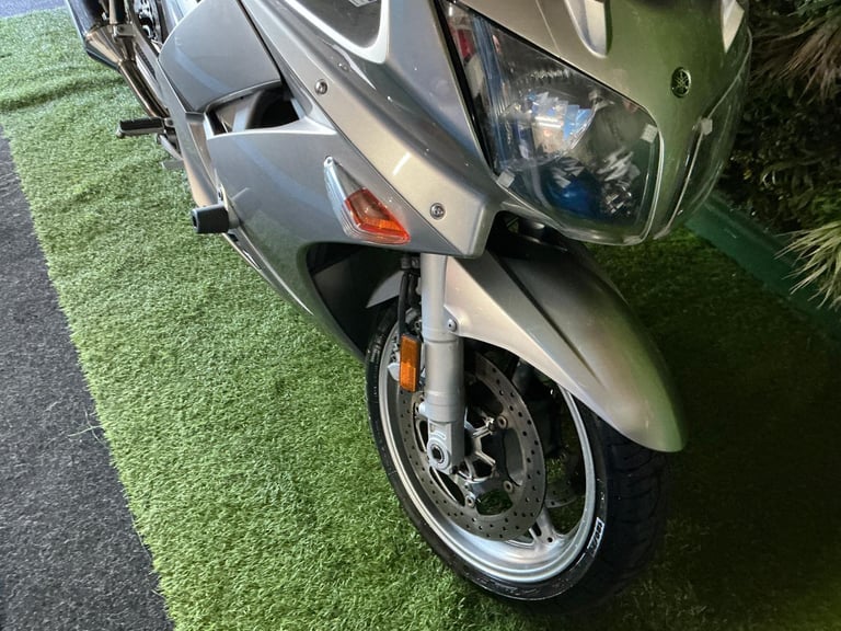 Yamaha fjr 1300 free delivery 