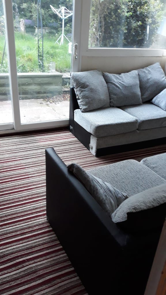 image for Bromford Road property contains 2 single & 3 twin bedrooms. Homeless people apply now.